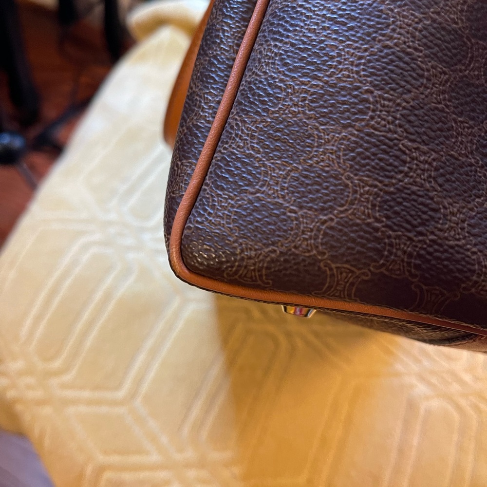 Gorgeous Authentic Celine Boston Bag - Picture 13 of 16